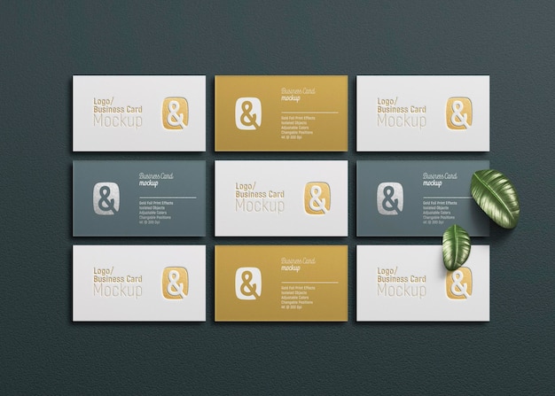 Visitenkarten-Mockup mit goldenen Buchdruckeffekten