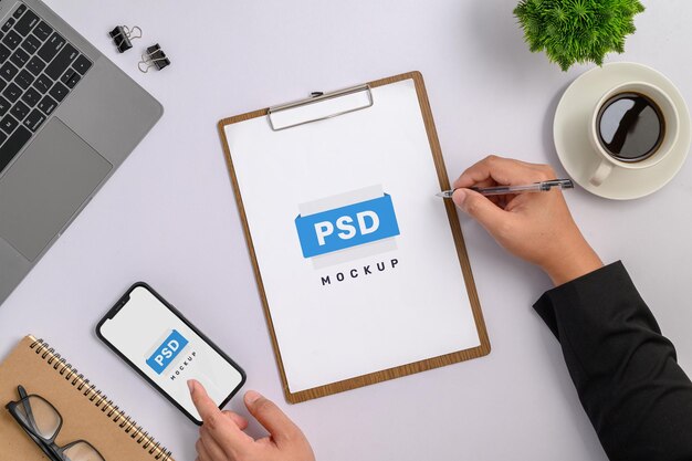 Vista dall'alto Appunti con mockup psd dello spazio di lavoro