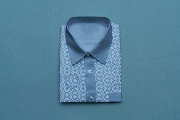 PSD vista del modello di camicia da abito formale
