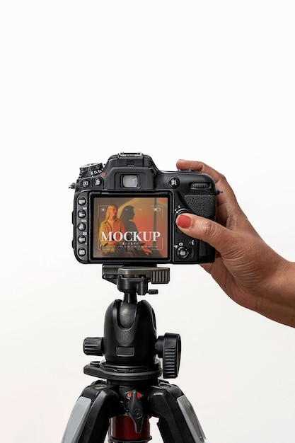 Vista della macchina fotografica professionale e costosa