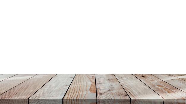 Vista frontale del tavolo in legno con sfondo bianco vuoto per l'esposizione del prodotto