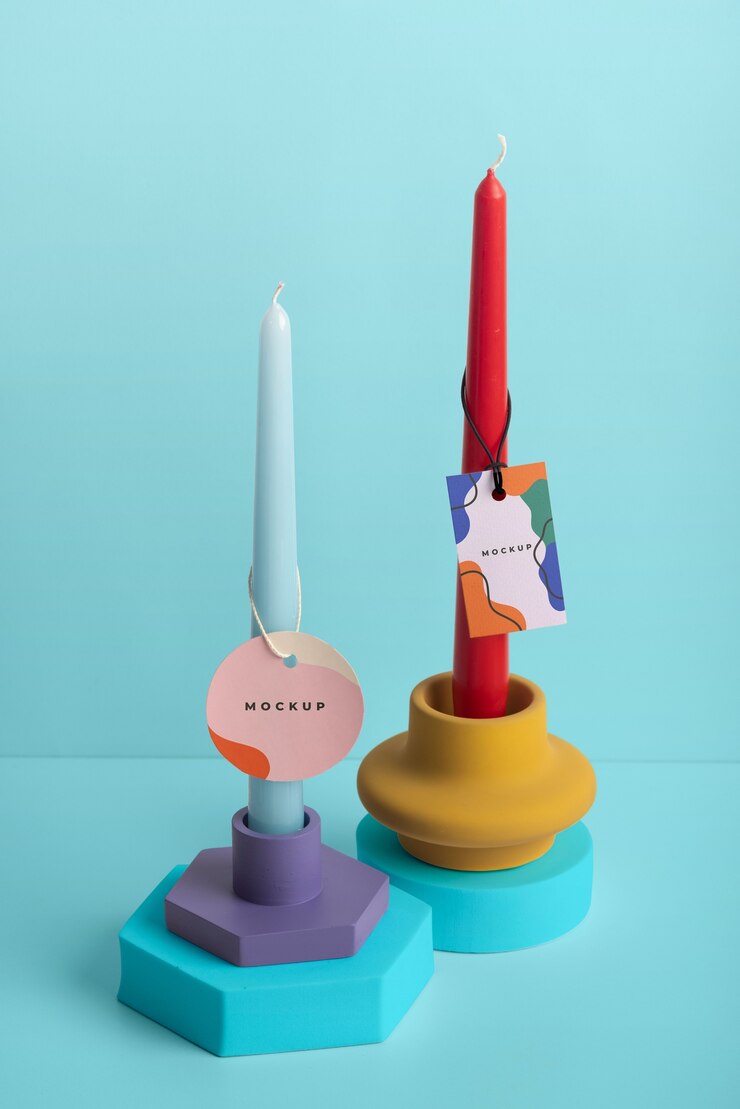 PSD vista del palo de vela de cera con etiqueta de papel o diseño de maqueta de tarjeta