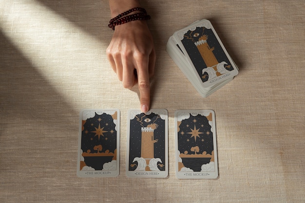 PSD vue ci-dessus de la maquette de lecture des cartes de tarot