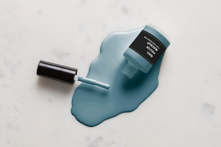 PSD vue de dessus du vernis à ongles bleu fondant