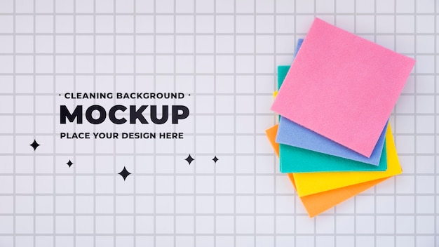 Vue de dessus des notes autocollantes colorées pour le nettoyage