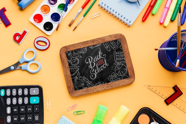 PSD vue de dessus, retour à l'école avec maquette de tableau