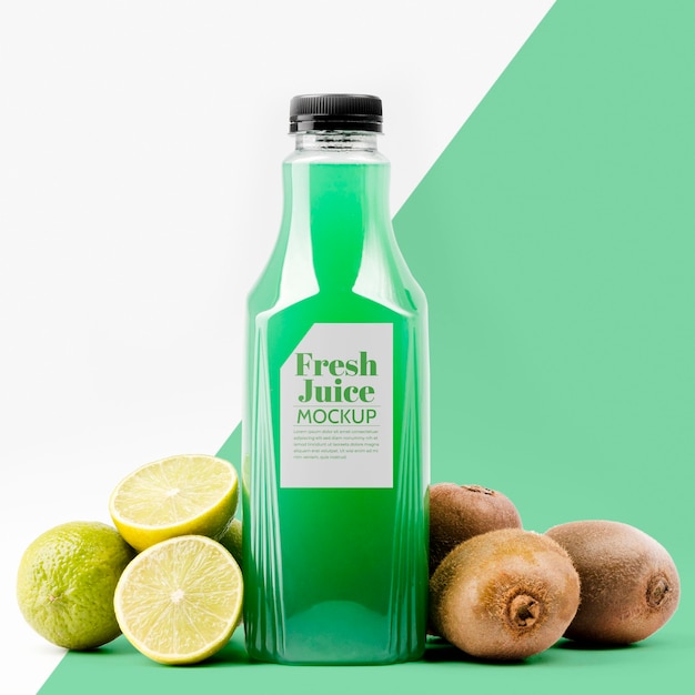 PSD vue de face de la bouteille de jus de citron et de kiwi