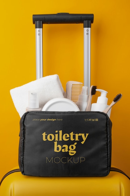Vue de la trousse de toilette pour les produits cosmétiques de salle de bain