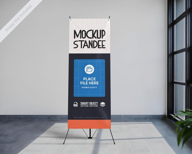 X Banner Mockup Standee (Mockup de X Banner) es una de las canciones más populares de la película.