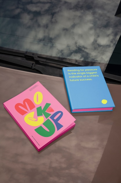 Zeitschrift über Auto-Mockup