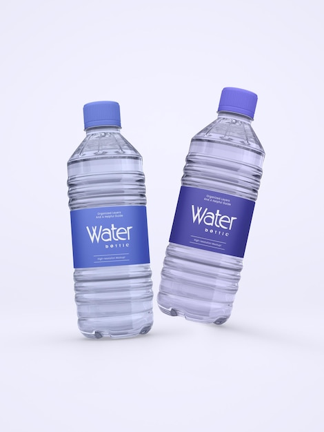 Zwei Wasserflaschen mit blauen Etiketten