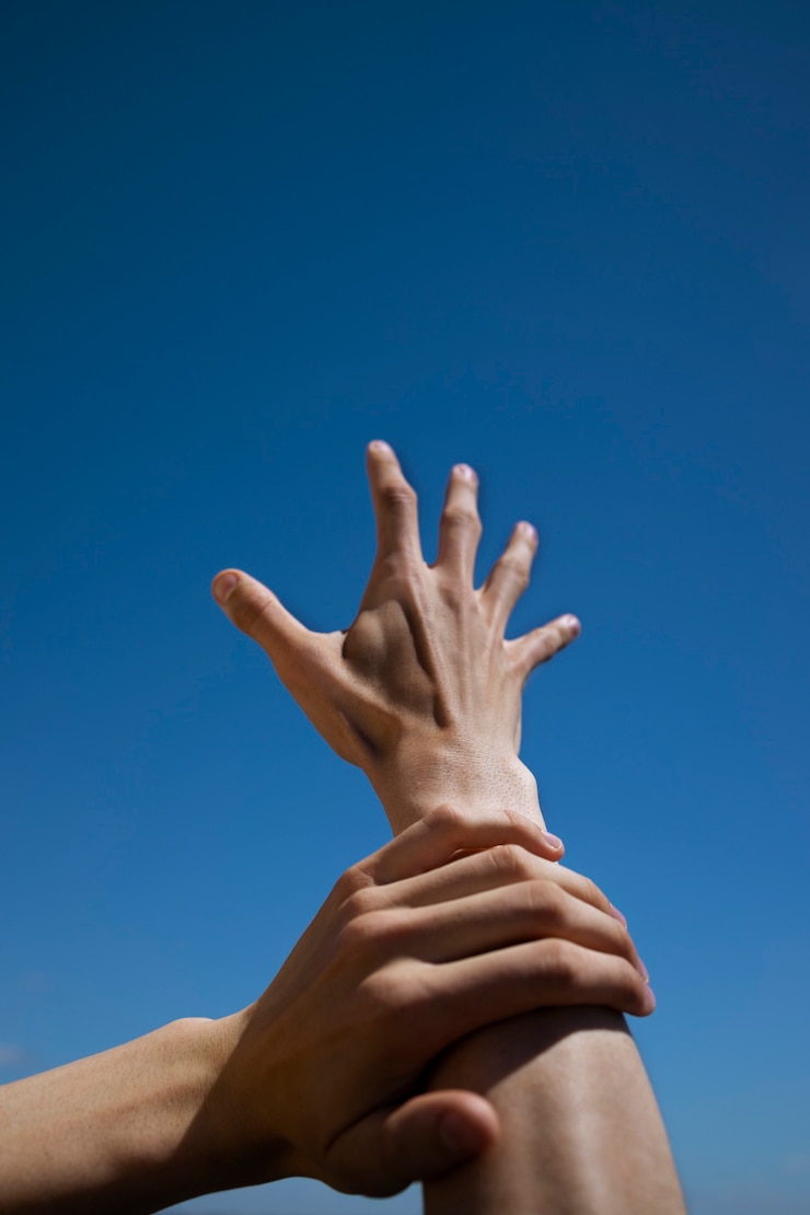 Ücretsiz Fotoğraf beautiful and sensitive hands concept