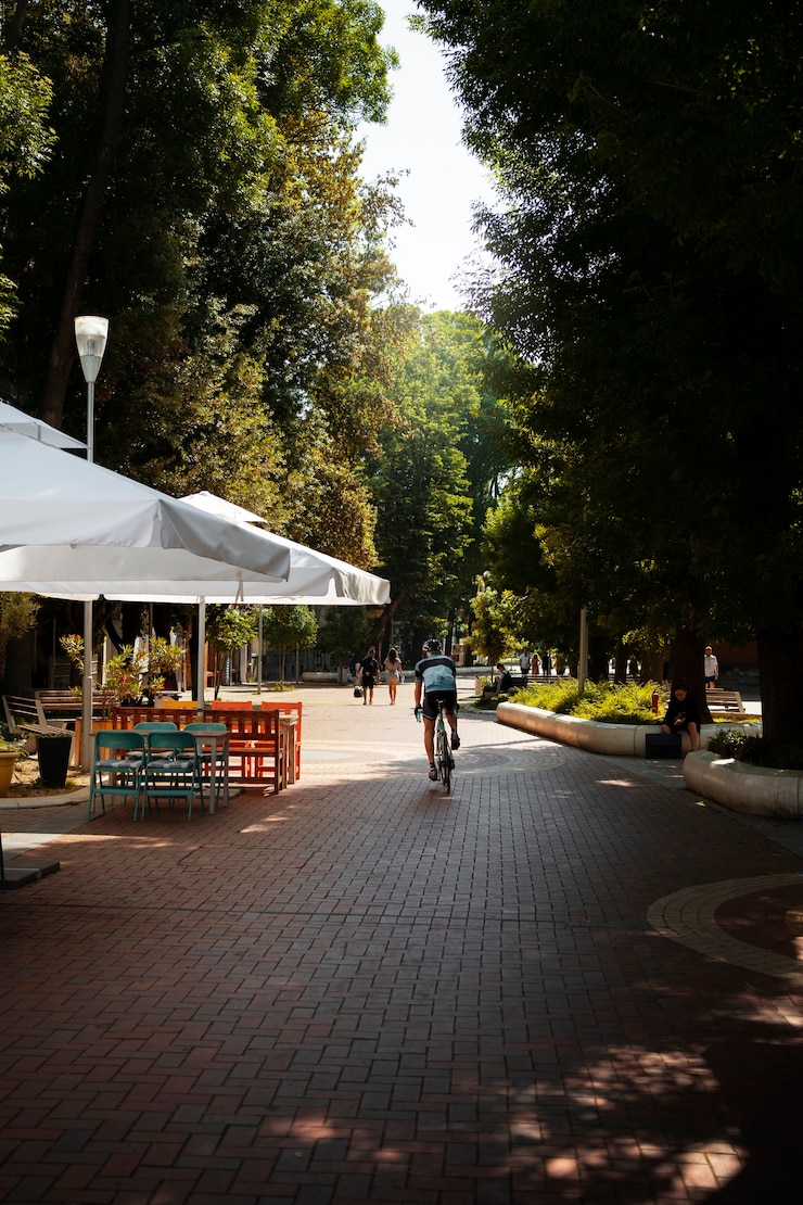 Ücretsiz Fotoğraf güneşli şehir manzarası