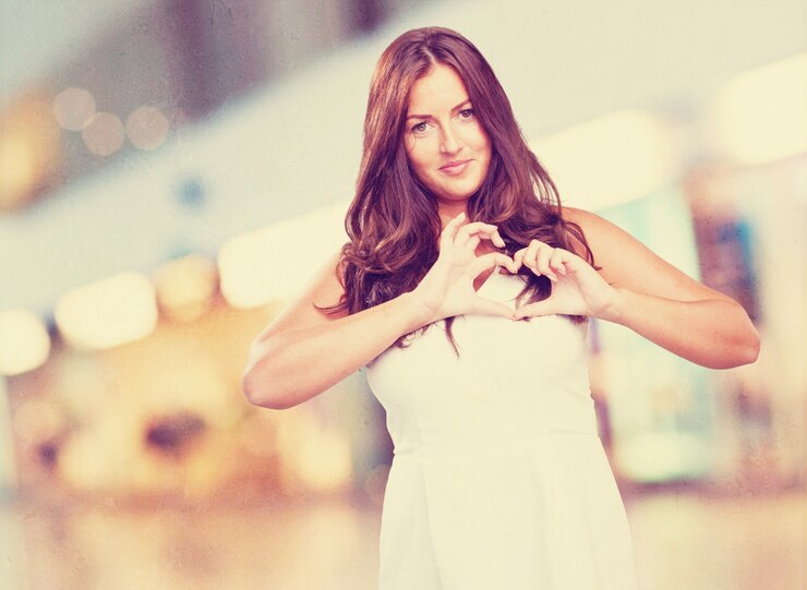 Ücretsiz Fotoğraf pretty young woman in love