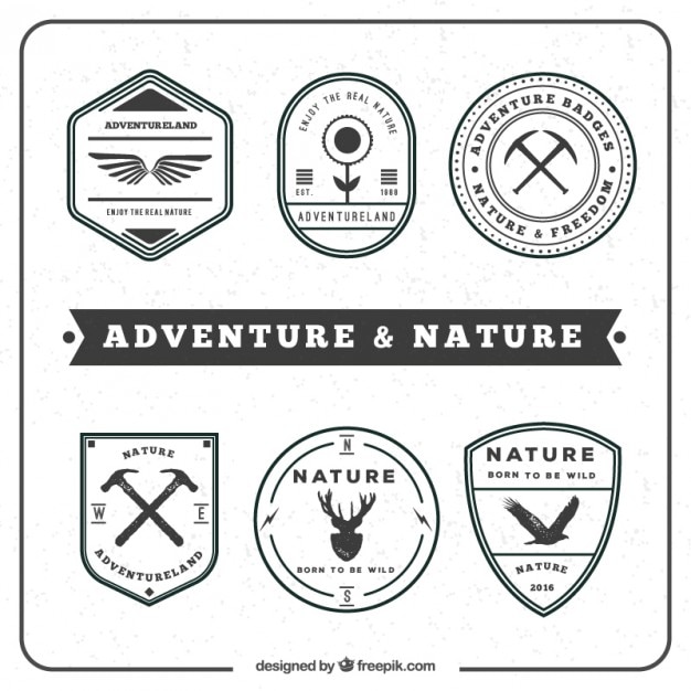 Vecteur gratuit aventure et nature badge style vintage