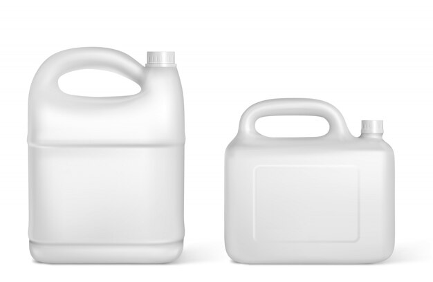 Bidons en plastique, bouteilles isolées de jerrycan blanc