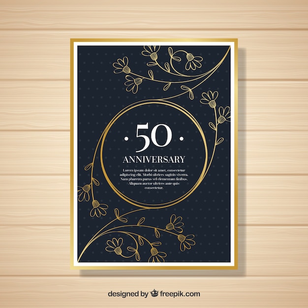 Vecteur gratuit carte d'anniversaire de mariage avec des ornements dans le style d'or