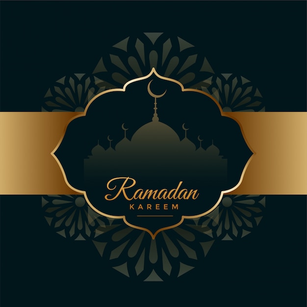 Vecteur gratuit carte de festival arabe ramadan kareem noir et or