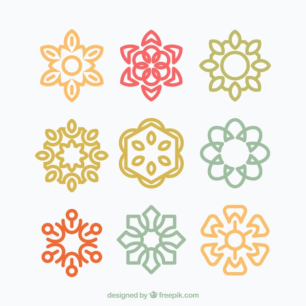 Vecteur gratuit collection de design plat mandala