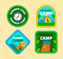 Vecteur gratuit collection d'étiquettes de camping d'été plat