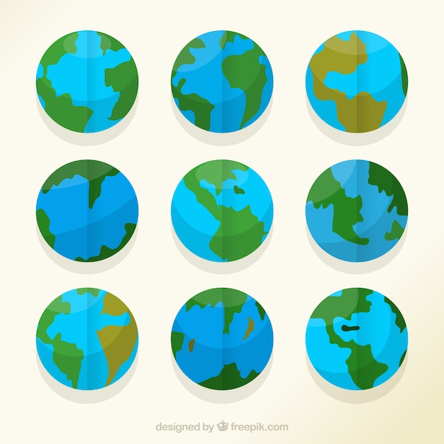 Vecteur gratuit collection de globes terrestres avec différents pays