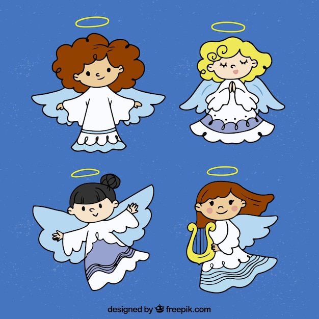 Vecteur gratuit ensemble d'anges de noël dessinés à la main