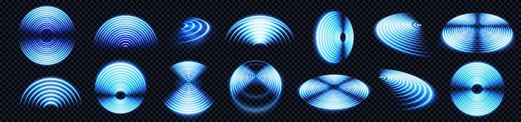 Vecteur gratuit ensemble réaliste de signes de signal d'onde radio bleue isolés sur fond transparent illustration vectoriel du symbole radial de la connexion wifi propagation du son effet d'impulsion zone radar de fréquence de vibration