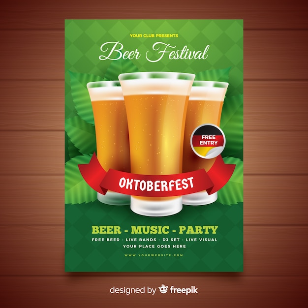 Vecteur gratuit modèle d'affiche oktoberfest réaliste