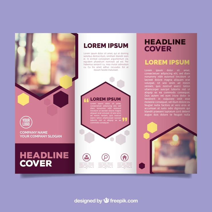Vecteur gratuit modèle de brochure d&#39;affaires trifold rose moderne