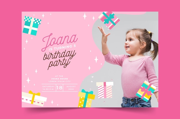 Vecteur gratuit modèle de carte d'anniversaire pour enfants