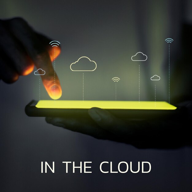 Modèle cloud sur la technologie d'hologramme futuriste pour la publication sur les réseaux sociaux