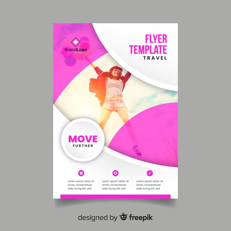 Vecteur gratuit modèle de flyer de voyage avec photo