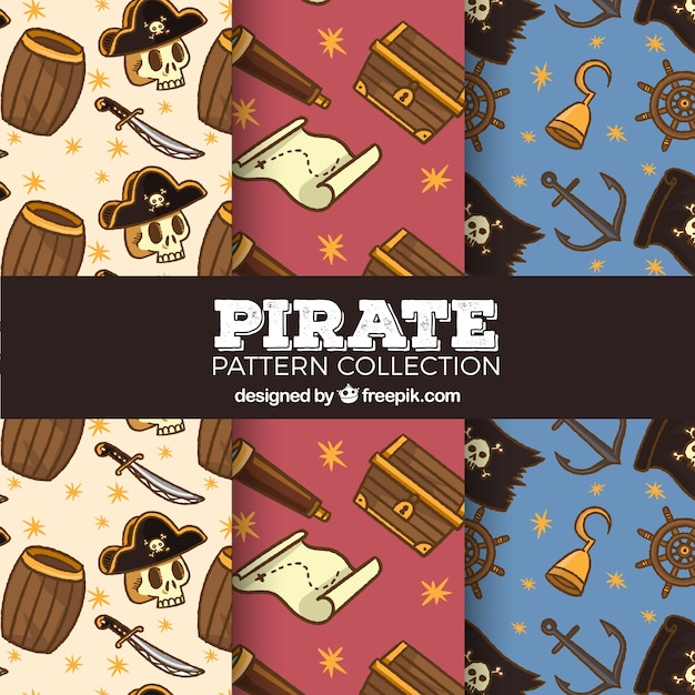 Des Motifs De Pirates Colorés Avec Une Variété D'éléments