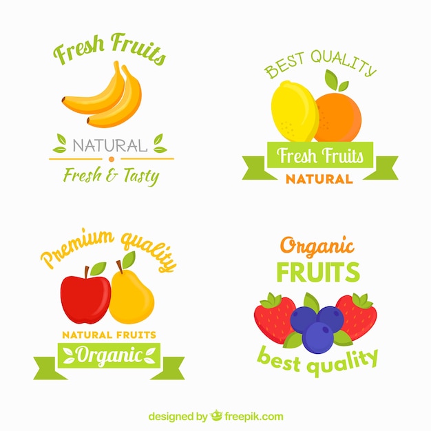Vecteur gratuit quatre étiquettes de fruits en conception plate