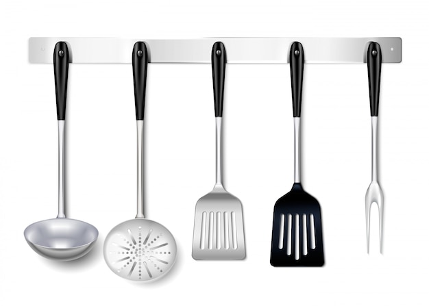 Ustensiles de cuisine ustensiles en métal suspendus rack closeup réaliste avec louche spatule skimmer fourchette de cuisson