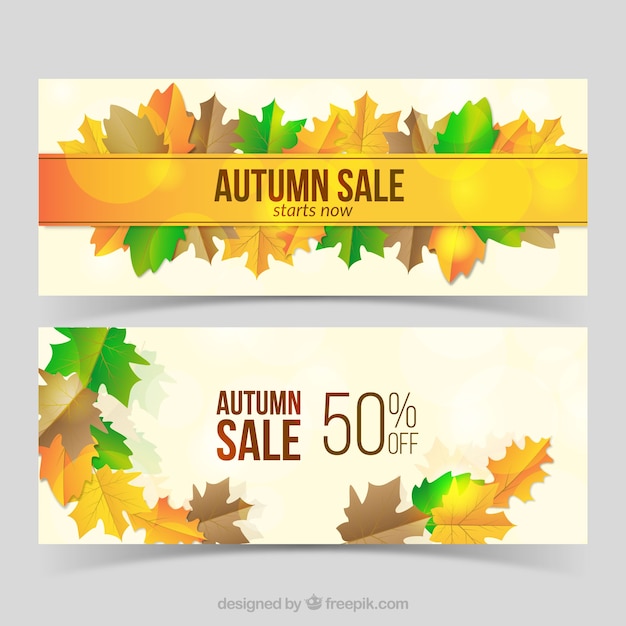 Vecteur gratuit vente d'automne avec des feuilles plates