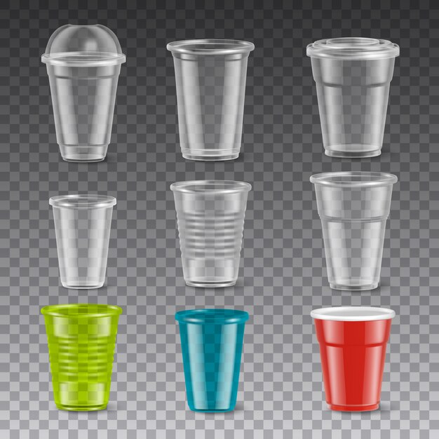 Verres en plastique colorés jetables vides avec et sans couvercles ensemble réaliste isolé sur fond transparent illustration