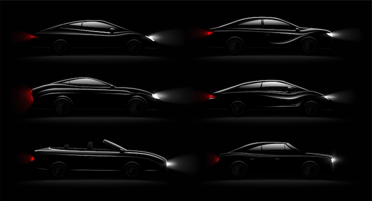 Vecteur gratuit voitures allégées dans l'obscurité réalistes 6 lampes automobiles de luxe noires éclairées avec berline berline cabriolet