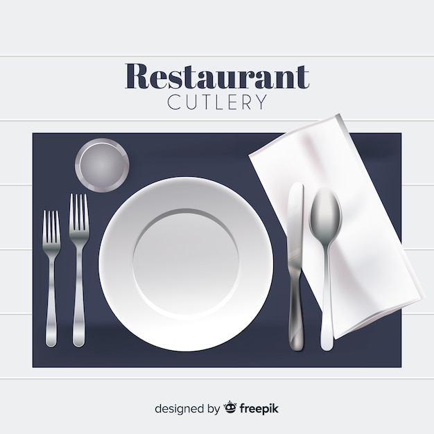 Vecteur gratuit vue de dessus des couverts de restaurant avec un design réaliste
