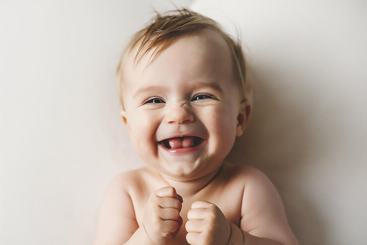 Vecteur le bonheur de l'enfant et le concept de personnes bébé adorable
