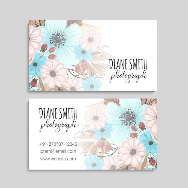 Carte De Bussiness De Beau Design Floral. Illustration Vectorielle