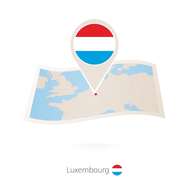 Carte Papier Pliée Du Luxembourg Avec épinglette Du Drapeau Du Luxembourg