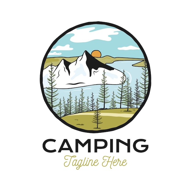 Conception D'insigne Mountain Camping Adventure Avec Montagnes Graphiques De Logo De Voyage étiquette De Randonnée Vectorielle Stock