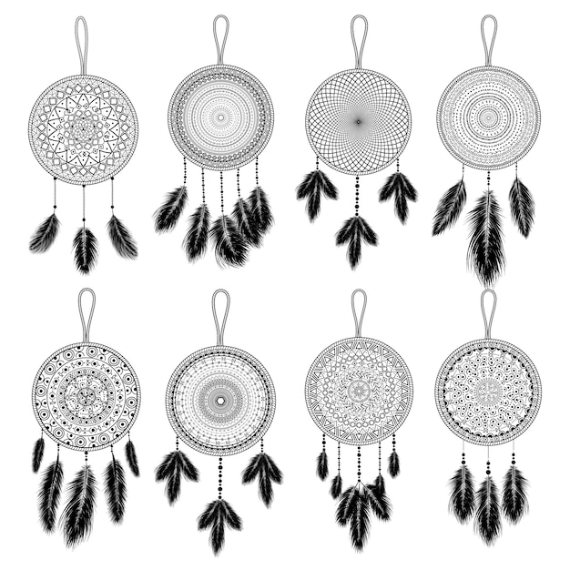 Dreamcatcher Indien Dessiné à La Main Avec Des Plumes. Design Ethnique, Boho Chic, Symbole Tribal.