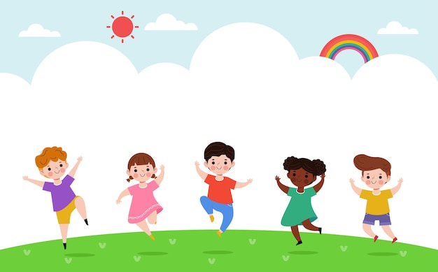 Enfants mignons jouant sur l'herbe, enfants heureux sautant et dansant sur le parc ou l'aire de jeux