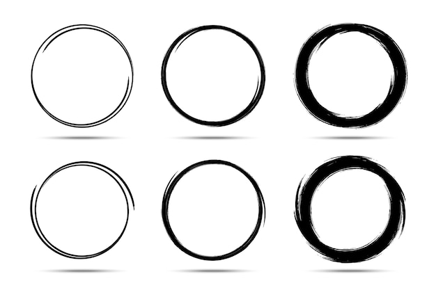 Vecteur ensemble de cadres de croquis de cercles dessinés à la main. cercle de ligne de griffonnage. éléments de conception ronde circulaire doodle