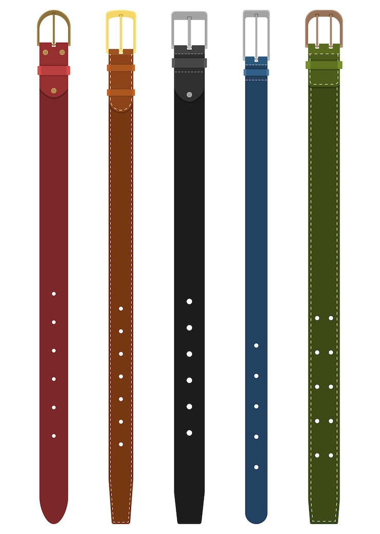 Vecteur ensemble de ceintures de couleurs différentes avec boucles. élément de conception de vêtements. pantalon ceinture de style plat