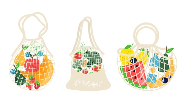 Ensemble de filets d'achat écologiques avec légumes, fruits et boissons saines. Produits laitiers dans un sac shopper écologique réutilisable. Zéro déchet, concept sans plastique. Design plat à la mode