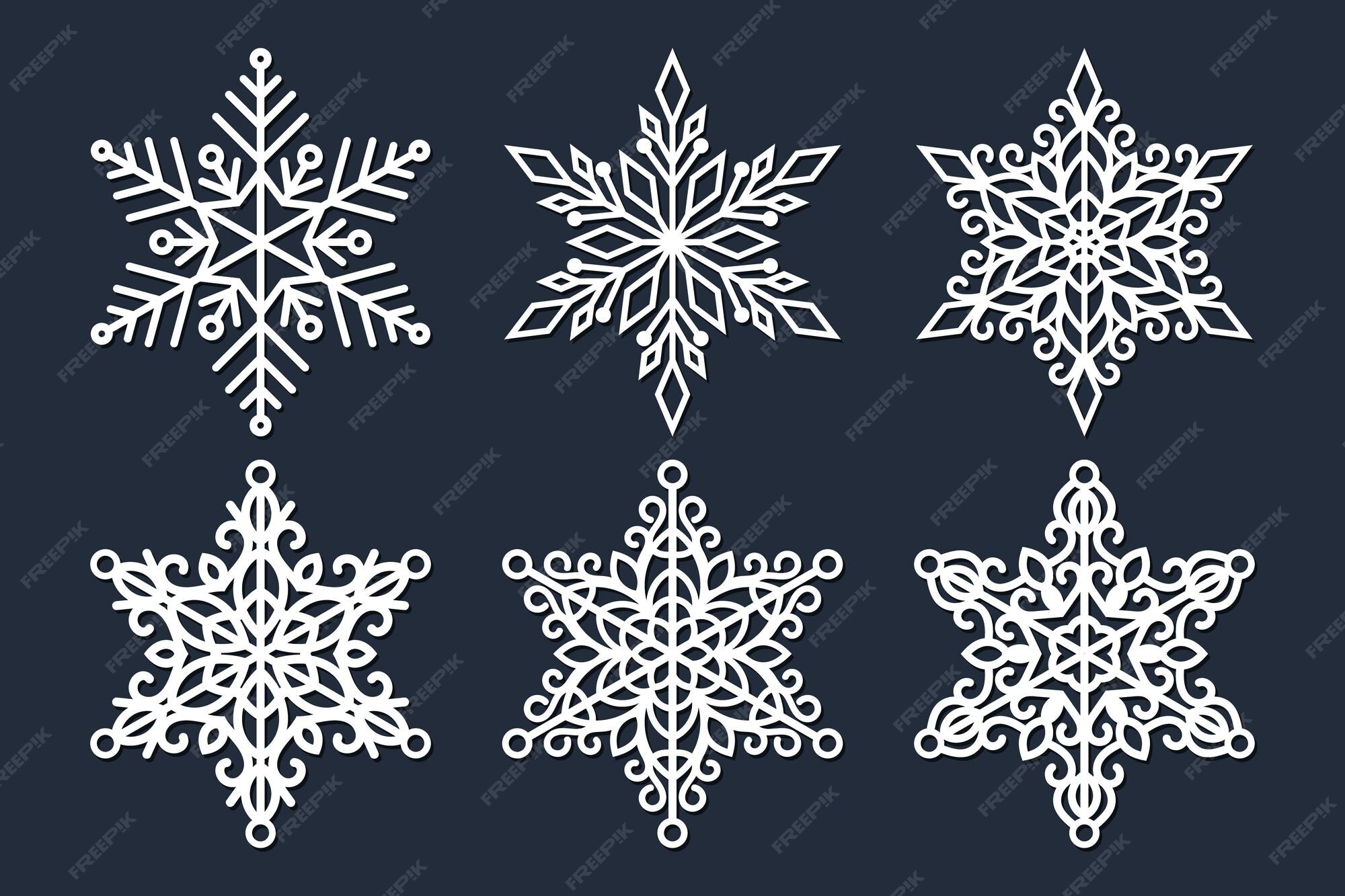 Ensemble De Flocons De Neige Ajourés Découpés Au Laser. Décoration De