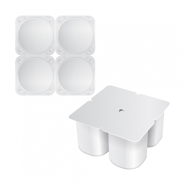 Ensemble De Pack En Plastique Blanc Pour Yogourt, Crème, Dessert Ou Confiture. Forme Carrée Arrondie. Paquet De Quatre. Modèle D'emballage Réaliste